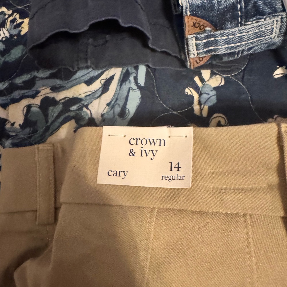 Crown & Ivy Men's Khaki Chinos